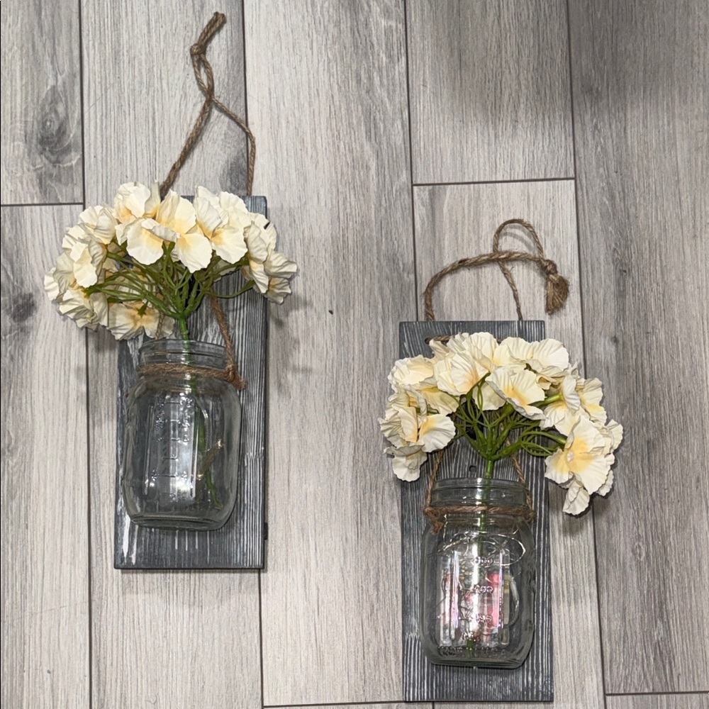 Home Interiors Wall Sconce with Cream Faux Florals